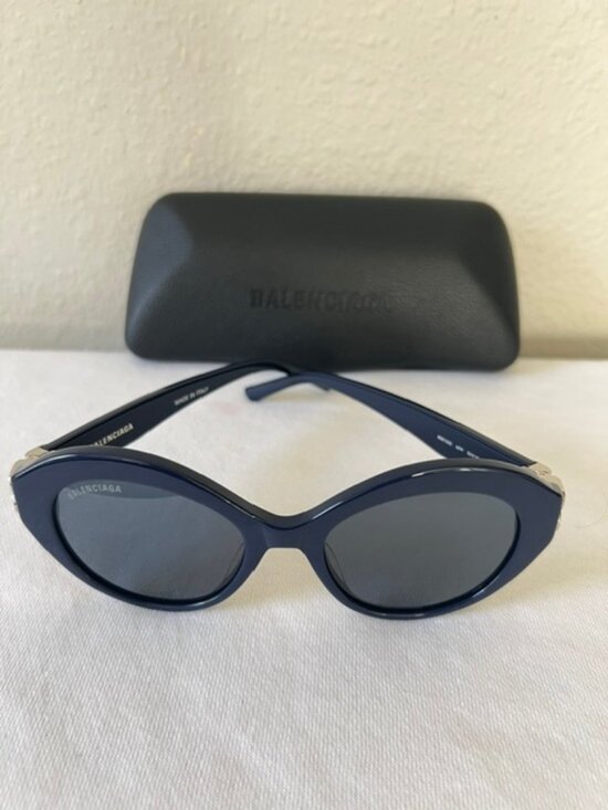 BALENCIAGA Sunglasses Navy Blue/ Silver Womenswear BB0133S 004 main image 10